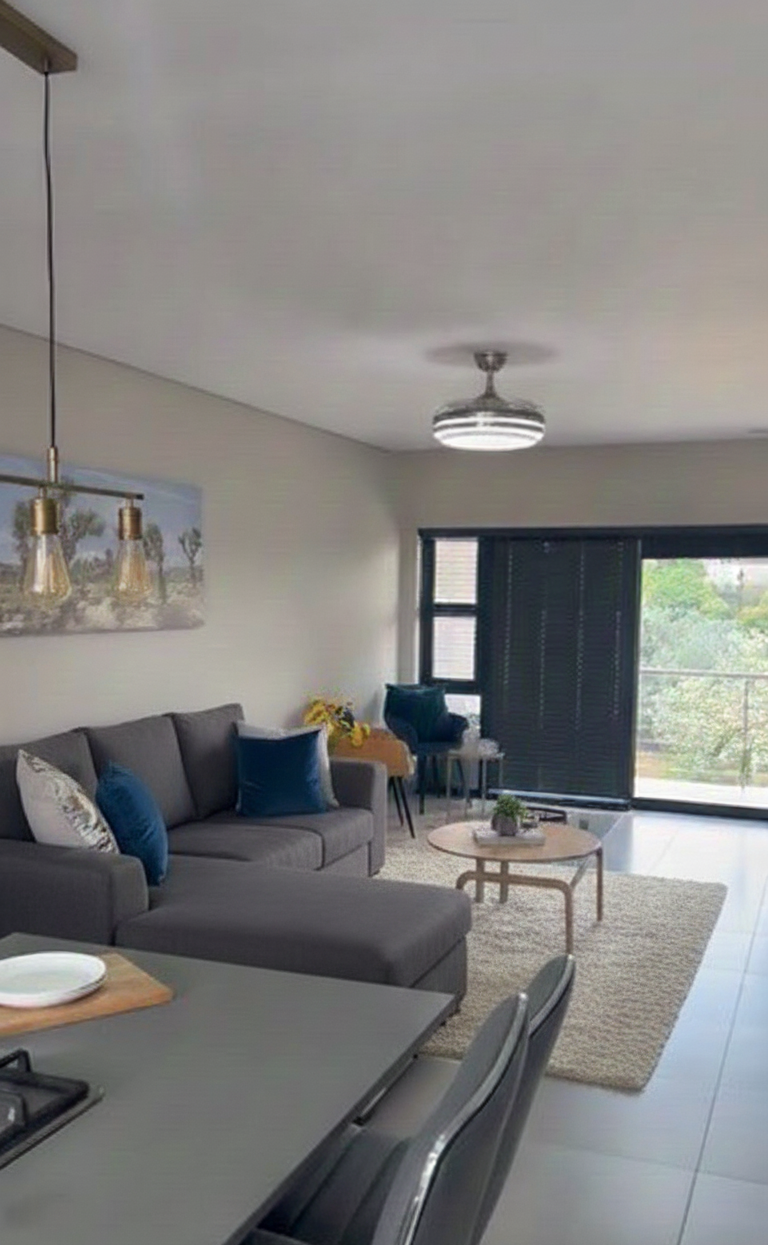 2 Bedroom Property for Sale in Die Hoewes Gauteng