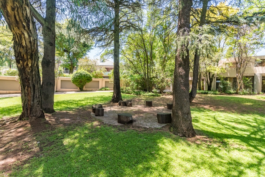 5 Bedroom Property for Sale in Bryanston Gauteng