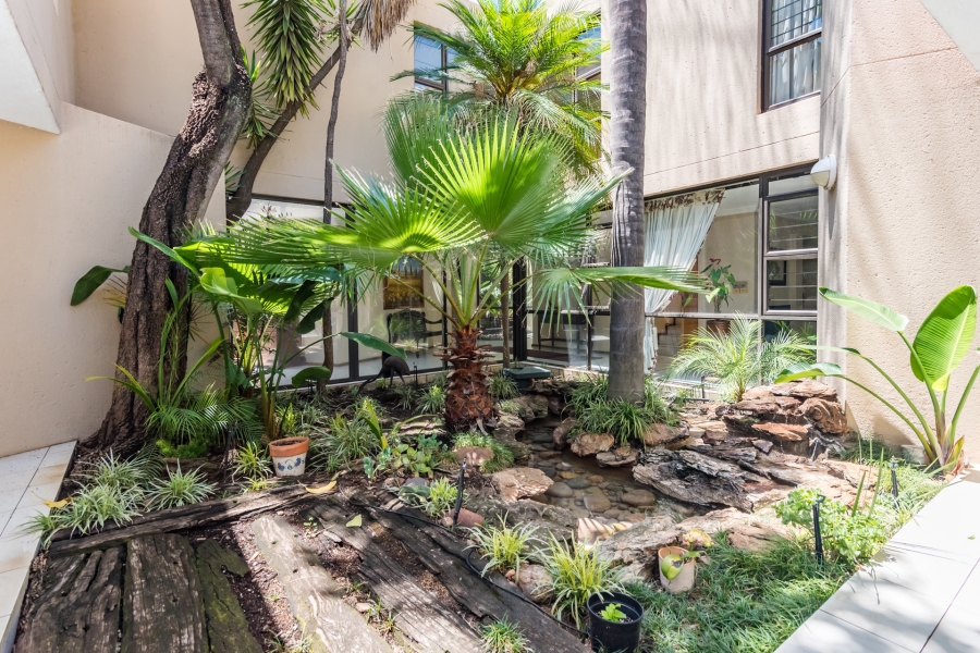 5 Bedroom Property for Sale in Bryanston Gauteng