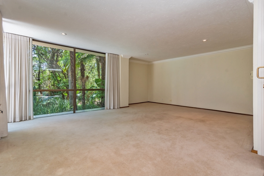 5 Bedroom Property for Sale in Bryanston Gauteng