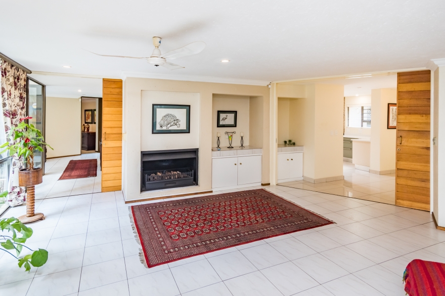 5 Bedroom Property for Sale in Bryanston Gauteng