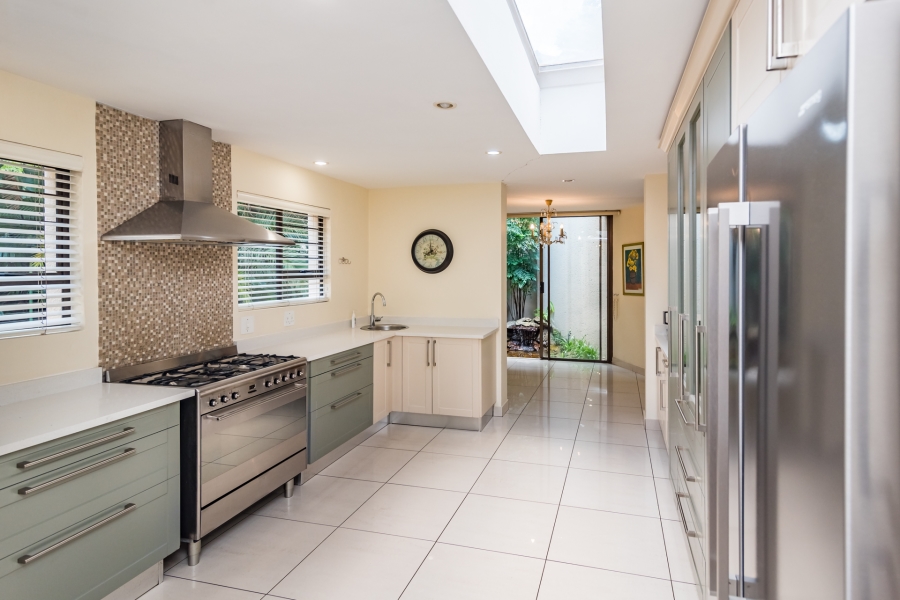 5 Bedroom Property for Sale in Bryanston Gauteng