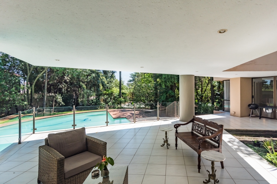 5 Bedroom Property for Sale in Bryanston Gauteng