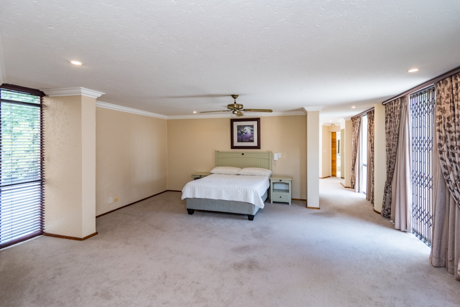 5 Bedroom Property for Sale in Bryanston Gauteng