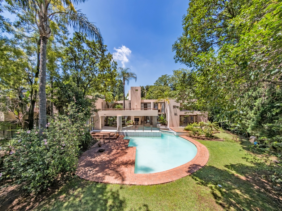 5 Bedroom Property for Sale in Bryanston Gauteng