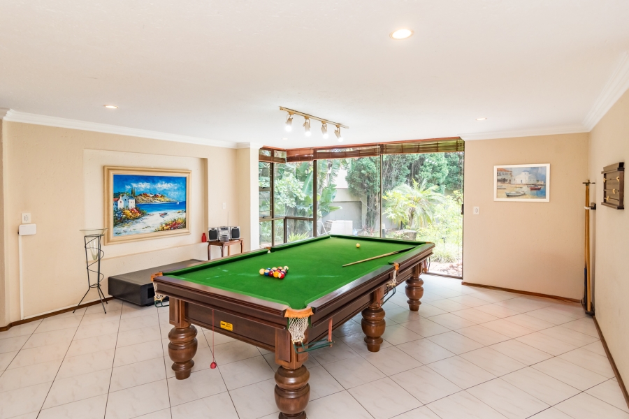 5 Bedroom Property for Sale in Bryanston Gauteng