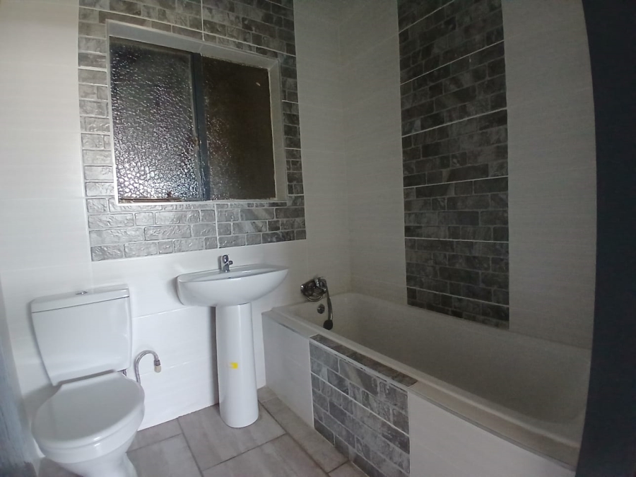 2 Bedroom Property for Sale in Elsburg Gauteng