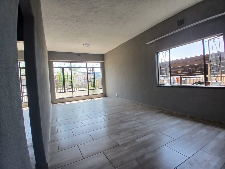 2 Bedroom Property for Sale in Elsburg Gauteng