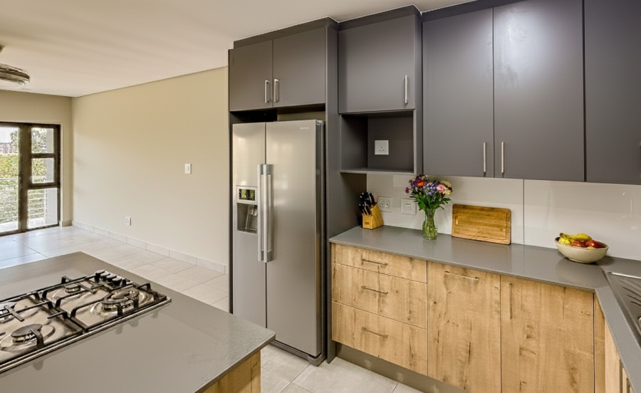 2 Bedroom Property for Sale in Die Hoewes Gauteng