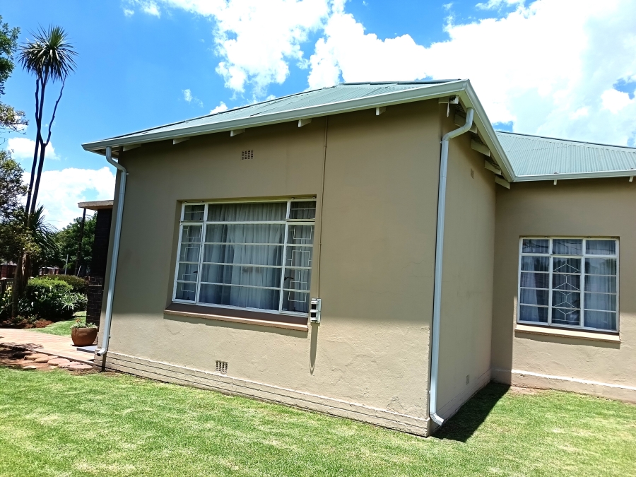 3 Bedroom Property for Sale in Brakpan Central Gauteng