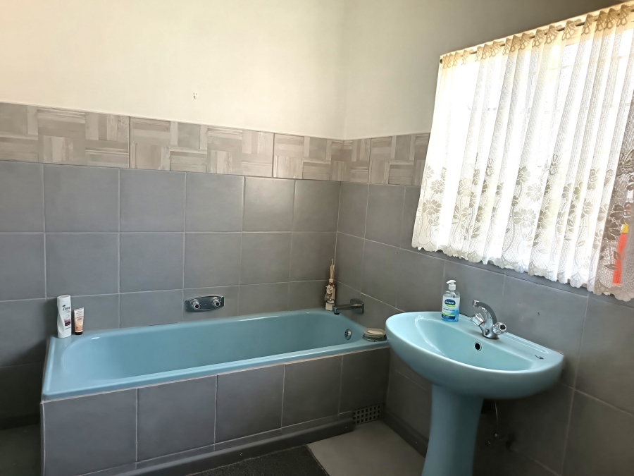 3 Bedroom Property for Sale in Brakpan Central Gauteng