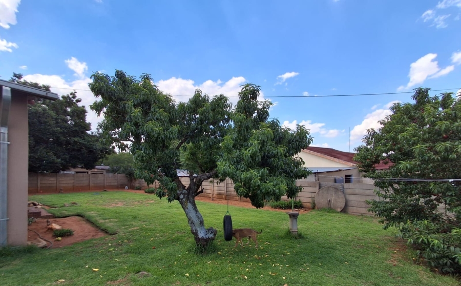 3 Bedroom Property for Sale in Rensburg Gauteng