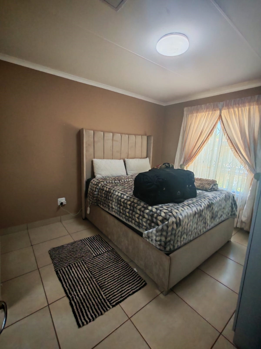 To Let 3 Bedroom Property for Rent in Eldorette Gauteng