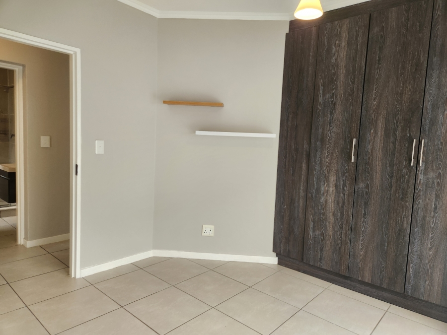 3 Bedroom Property for Sale in Greenstone Hill Gauteng