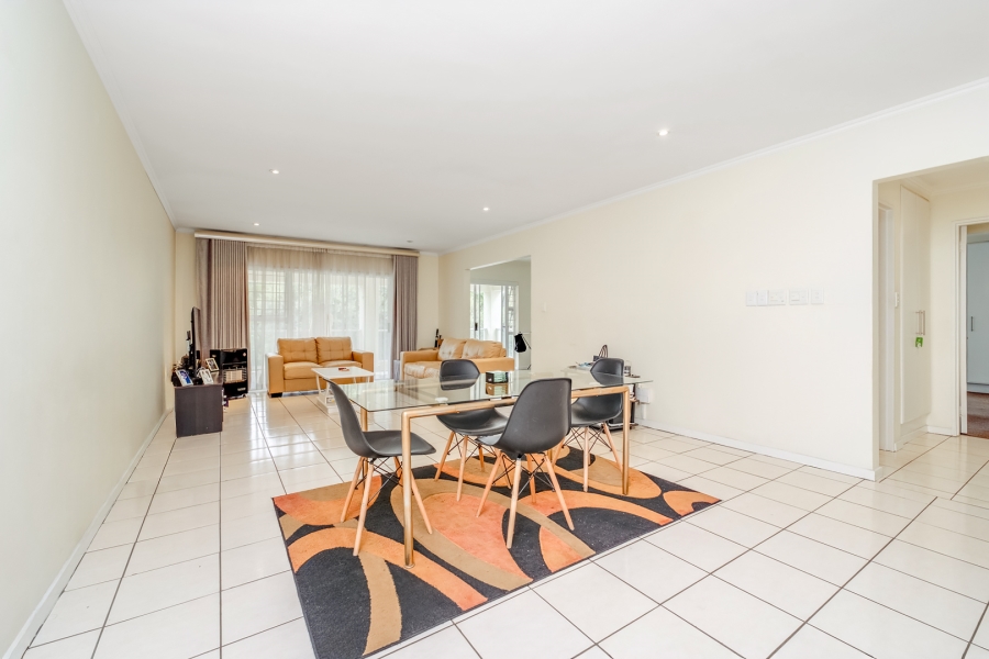 2 Bedroom Property for Sale in Bryanston Gauteng