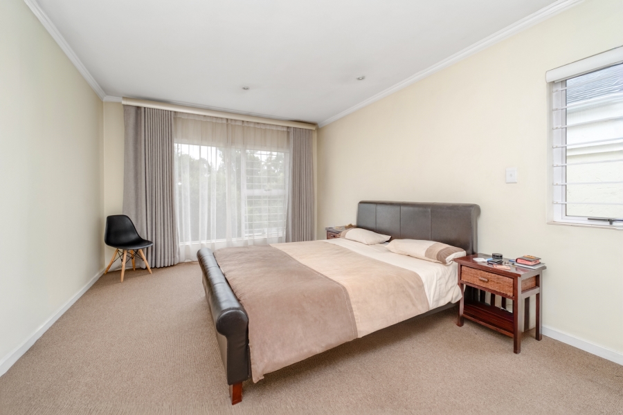 2 Bedroom Property for Sale in Bryanston Gauteng