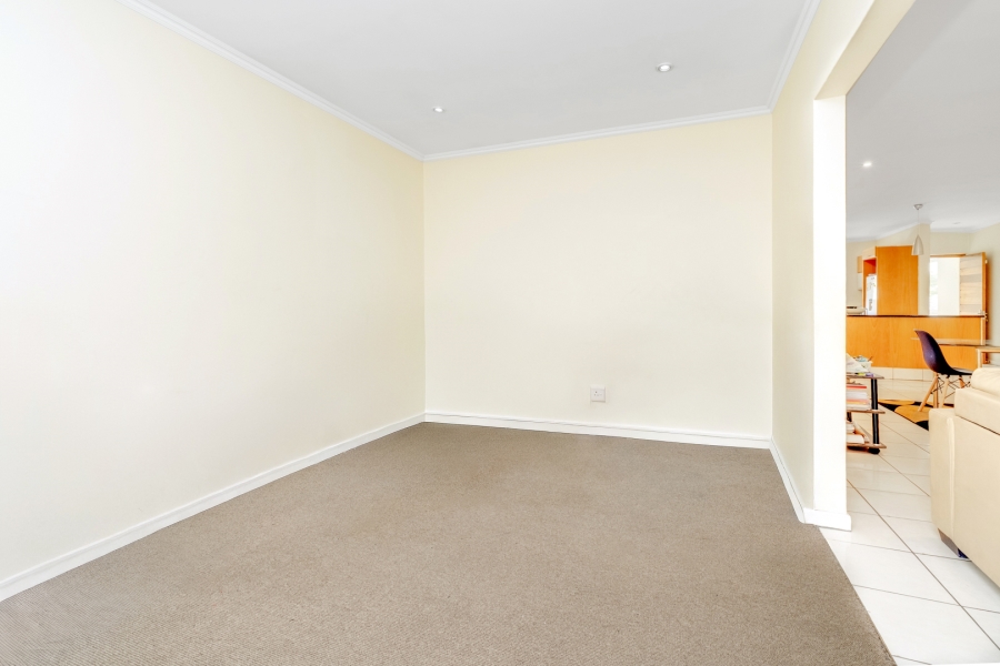 2 Bedroom Property for Sale in Bryanston Gauteng