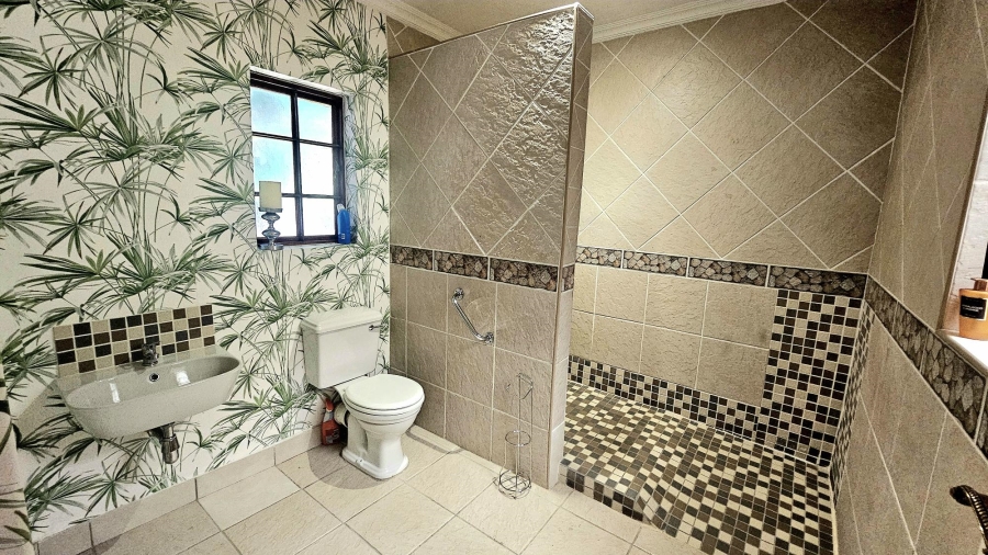 6 Bedroom Property for Sale in Irene Gauteng