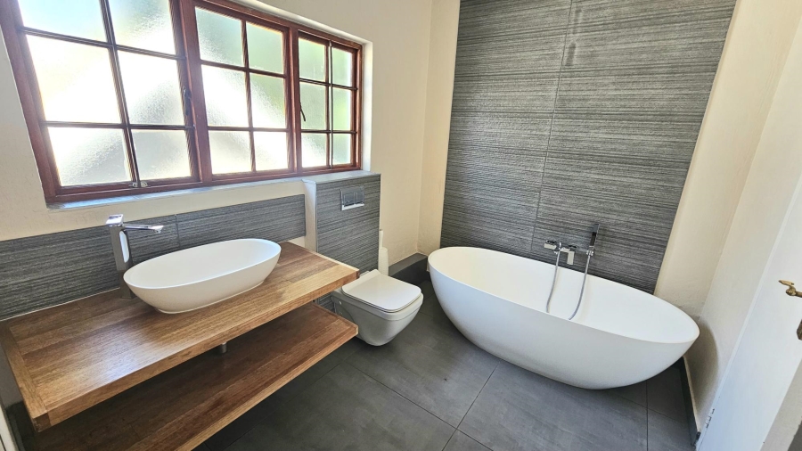 6 Bedroom Property for Sale in Irene Gauteng