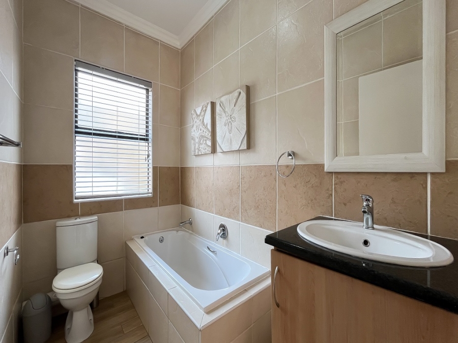 2 Bedroom Property for Sale in Meyersdal Gauteng