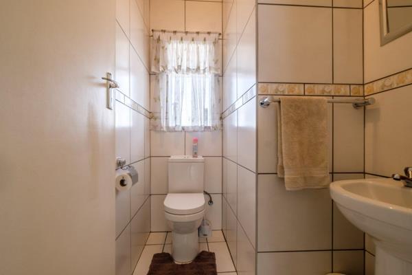 3 Bedroom Property for Sale in Hazeldene Gauteng