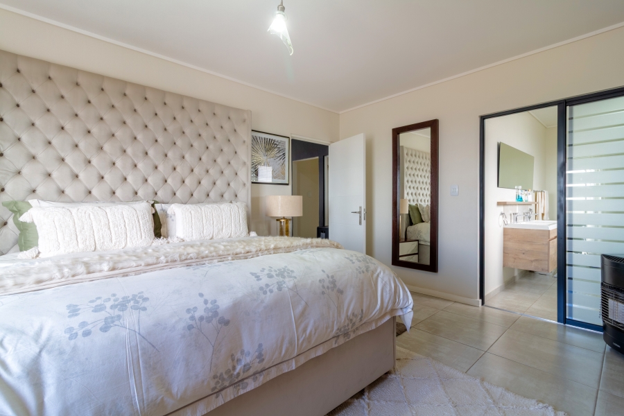 4 Bedroom Property for Sale in Amorosa Gauteng
