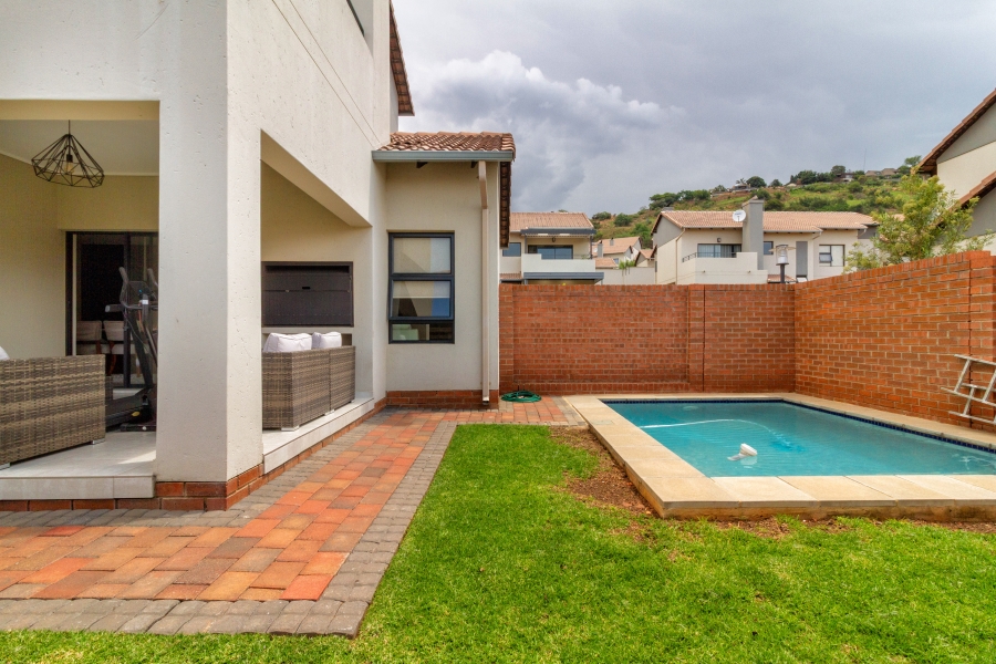 4 Bedroom Property for Sale in Amorosa Gauteng