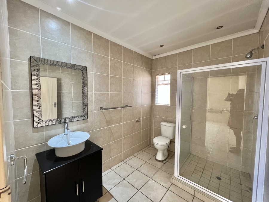 3 Bedroom Property for Sale in Thatchfield Estate Gauteng
