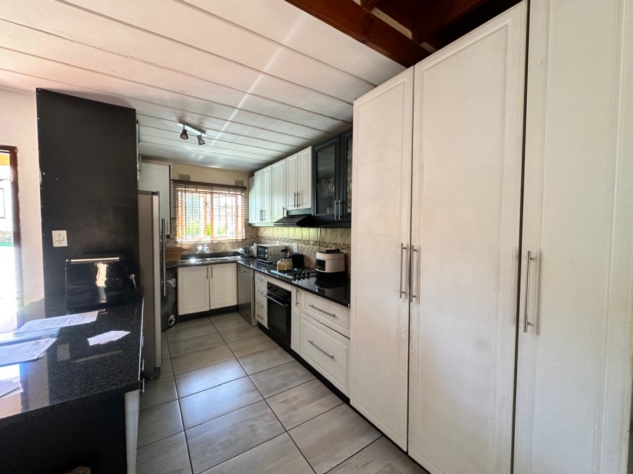 3 Bedroom Property for Sale in Liefde en Vrede Gauteng