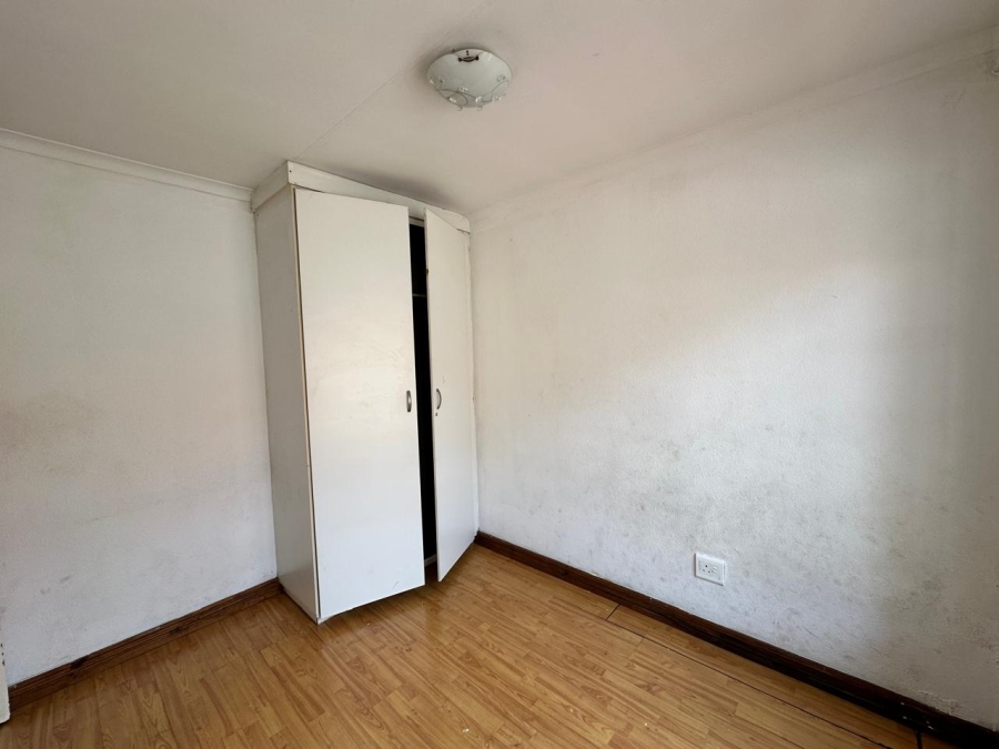 2 Bedroom Property for Sale in Meredale Gauteng