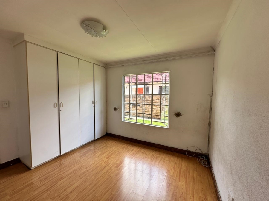 2 Bedroom Property for Sale in Meredale Gauteng