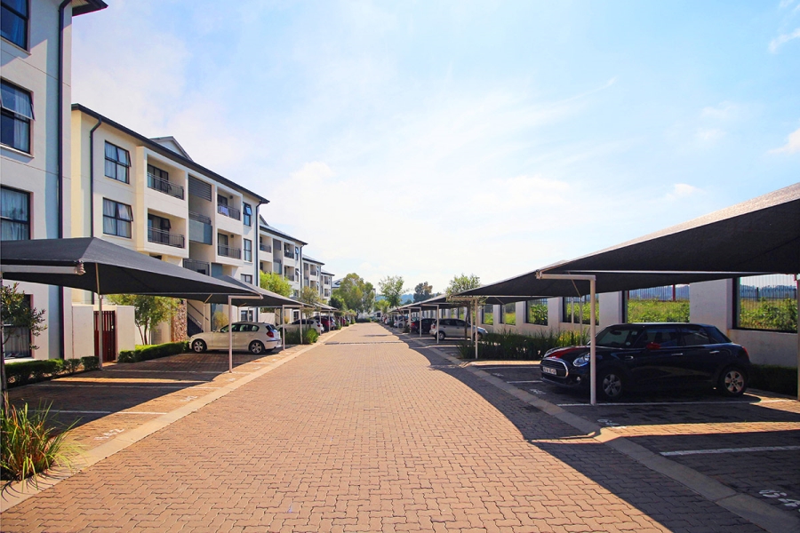 To Let 1 Bedroom Property for Rent in Modderfontein Gauteng