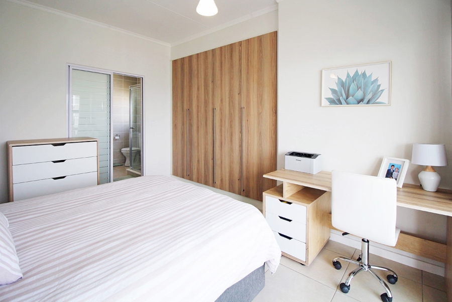 To Let 1 Bedroom Property for Rent in Modderfontein Gauteng