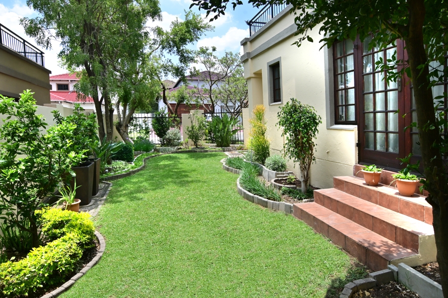 3 Bedroom Property for Sale in Noordwyk Gauteng