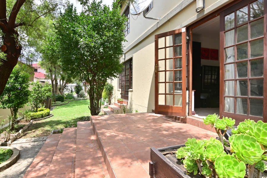 3 Bedroom Property for Sale in Noordwyk Gauteng