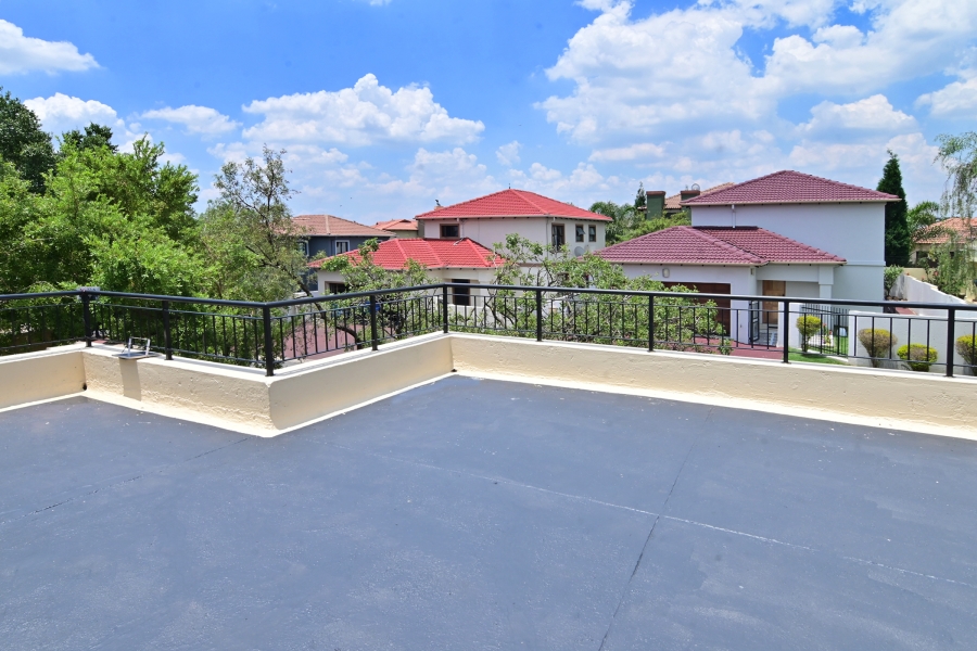 3 Bedroom Property for Sale in Noordwyk Gauteng