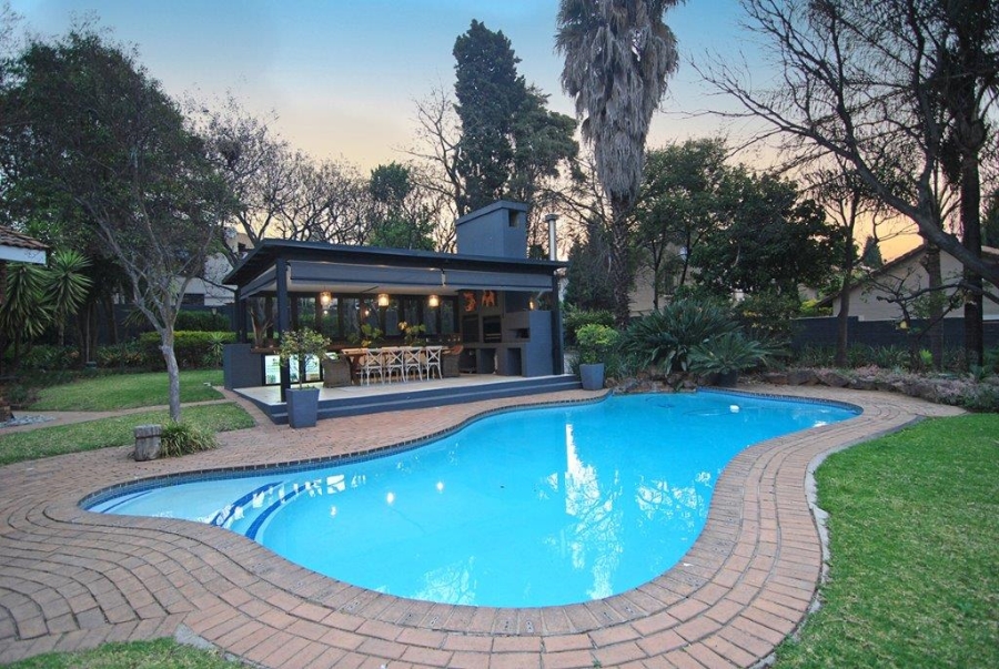 3 Bedroom Property for Sale in Lonehill Gauteng
