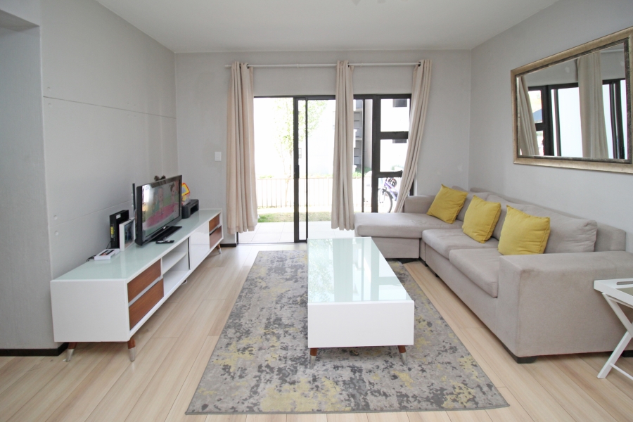 To Let 2 Bedroom Property for Rent in Broadacres Gauteng