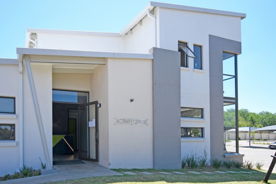 To Let 2 Bedroom Property for Rent in Broadacres Gauteng