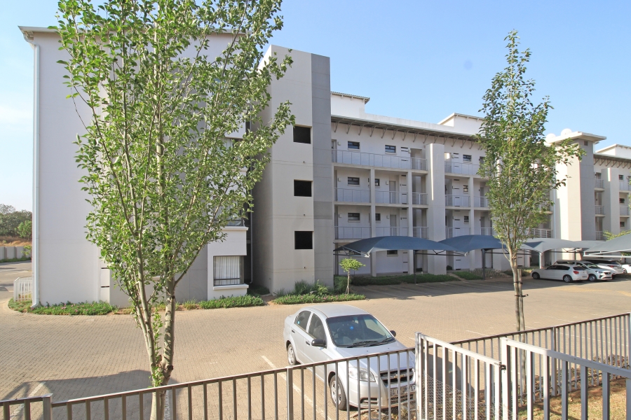 To Let 2 Bedroom Property for Rent in Broadacres Gauteng