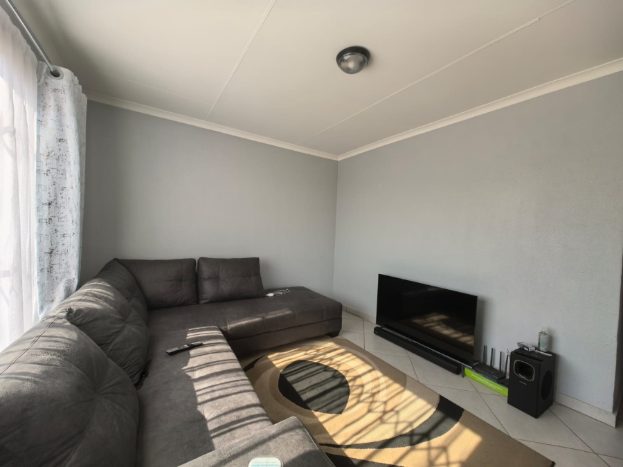 3 Bedroom Property for Sale in Selcourt Gauteng