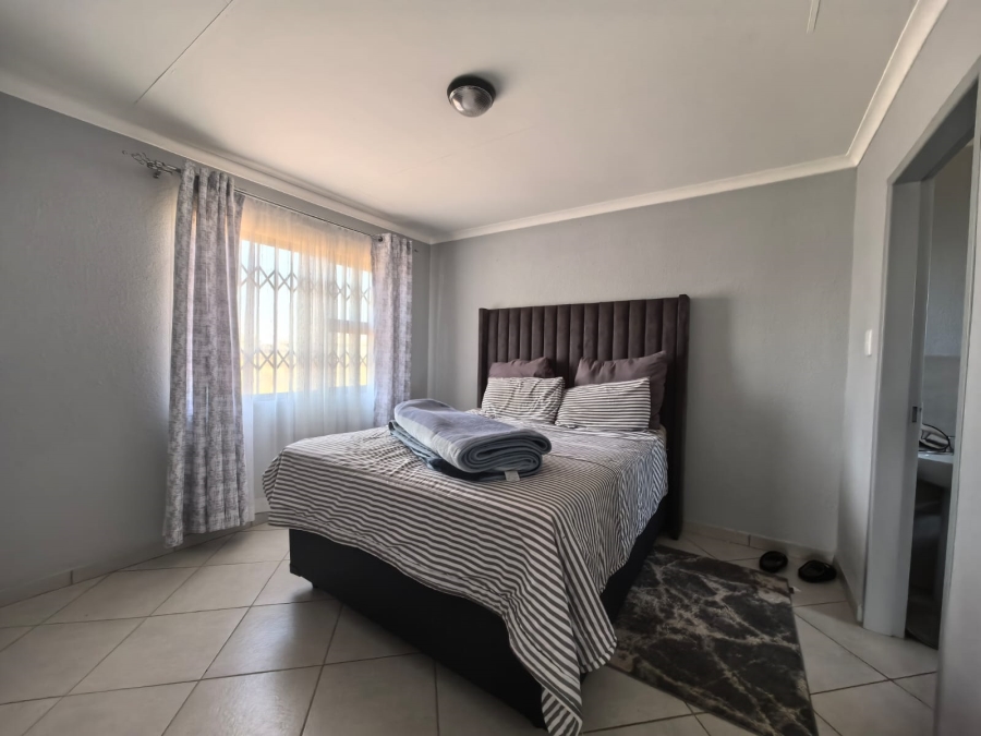 3 Bedroom Property for Sale in Selcourt Gauteng