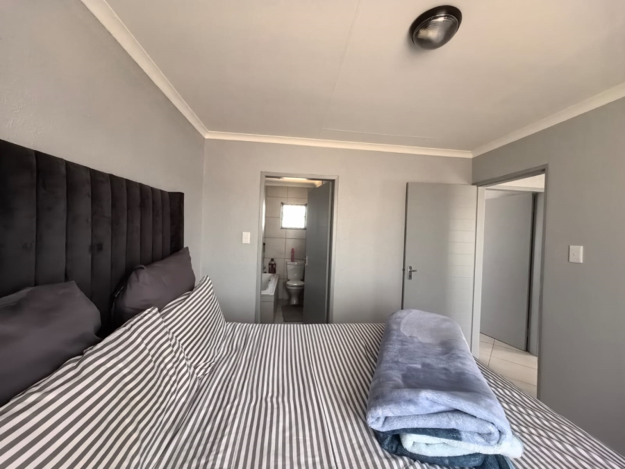 3 Bedroom Property for Sale in Selcourt Gauteng