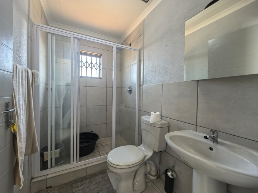 3 Bedroom Property for Sale in Selcourt Gauteng