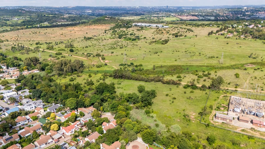 0 Bedroom Property for Sale in Lonehill Gauteng