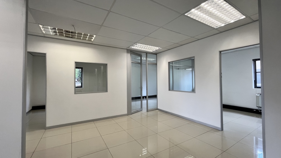 To Let commercial Property for Rent in Strubensvallei Gauteng