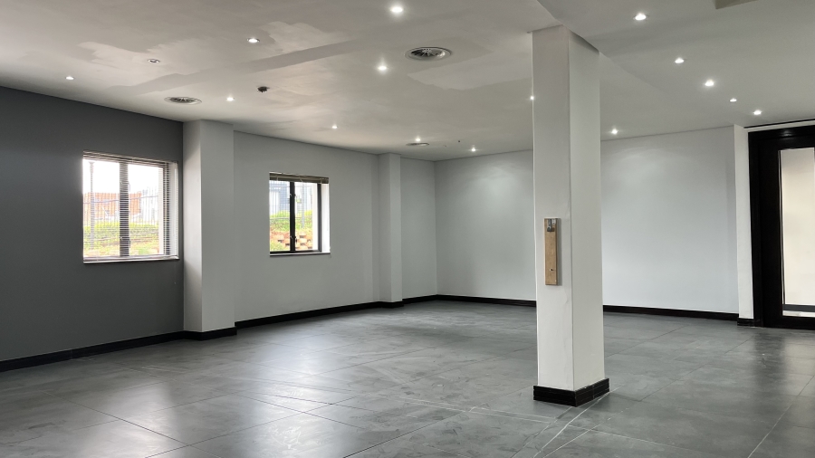 To Let commercial Property for Rent in Strubensvallei Gauteng