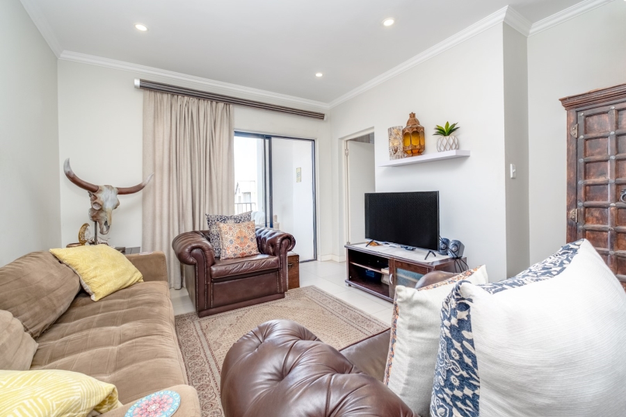 2 Bedroom Property for Sale in Wilgeheuwel Gauteng