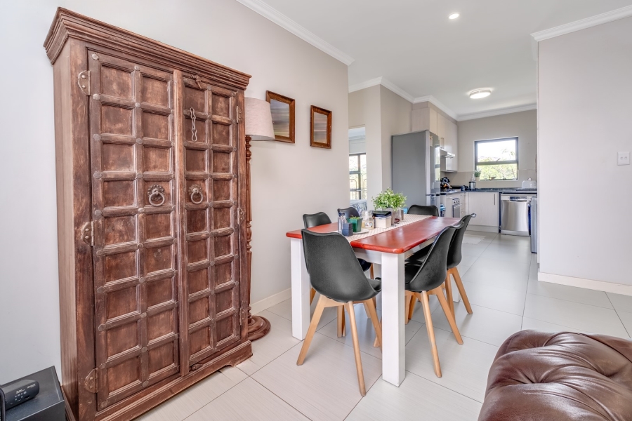 2 Bedroom Property for Sale in Wilgeheuwel Gauteng