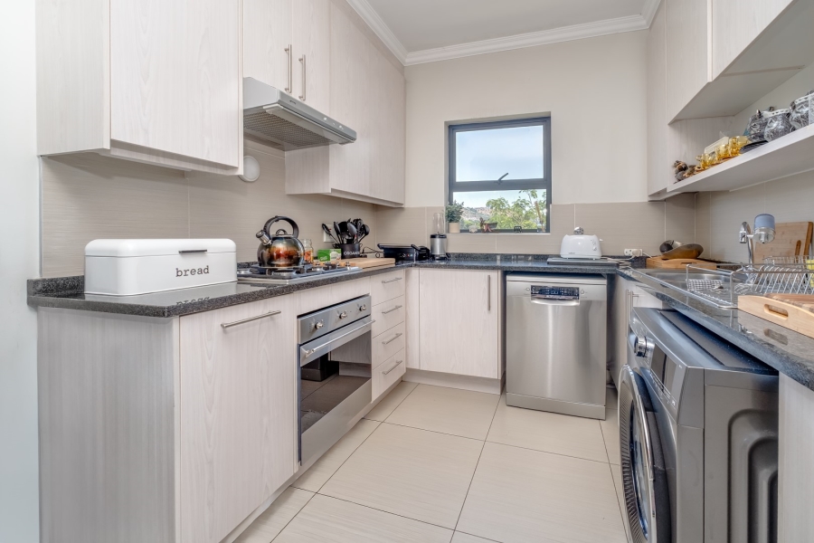 2 Bedroom Property for Sale in Wilgeheuwel Gauteng